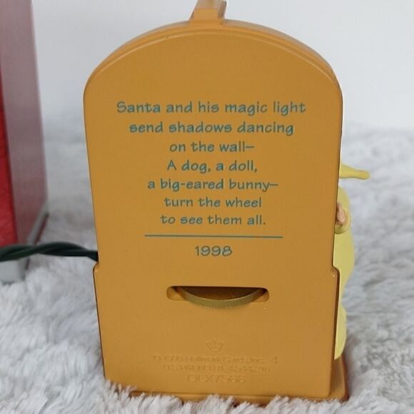 Vintage 1998 Hallmark Santa's Show & Tell Ornament - Picture 4 of 7